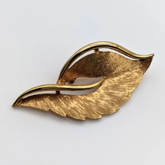 Vintage Jewelry Vintage Brooch Jj Jonette Jewelry Abstract